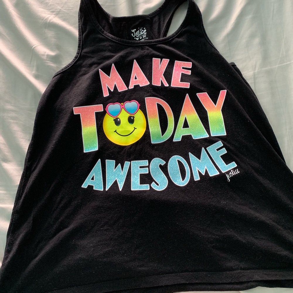 a muscle tee top